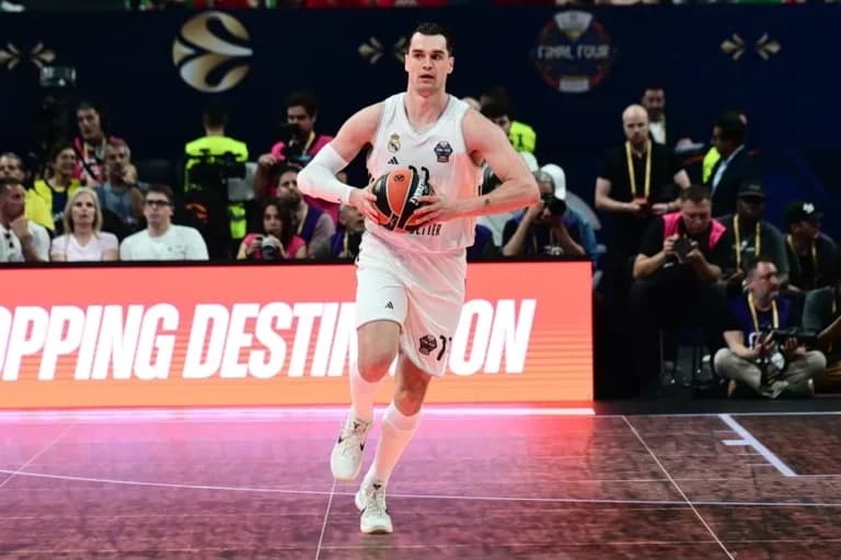 Ο Μάριο Χεζόνια επιστρέφει στο NBA με τους Καβαλίερς