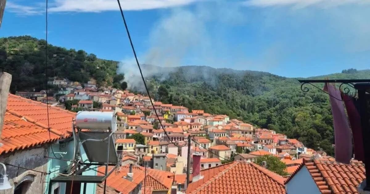 Μεγάλη φωτιά στην Αγιάσο της Λέσβου   Σήμανε το 112