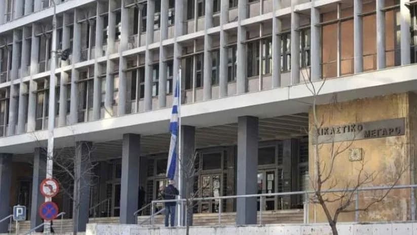 Ο 82χρονος που έκαψε το σπίτι του γιου του πάει φυλακή
