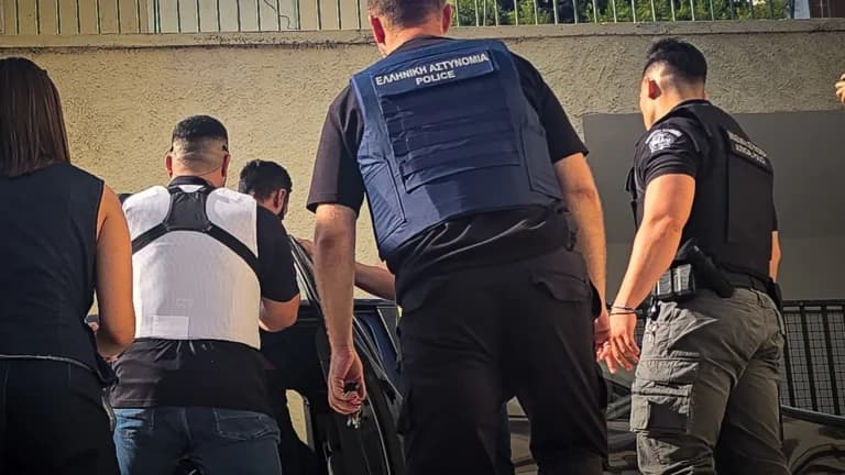 Ο θάνατος της διασώστριας του ΕΚΑΒ στη Σύρο: Νέα αυτοψία