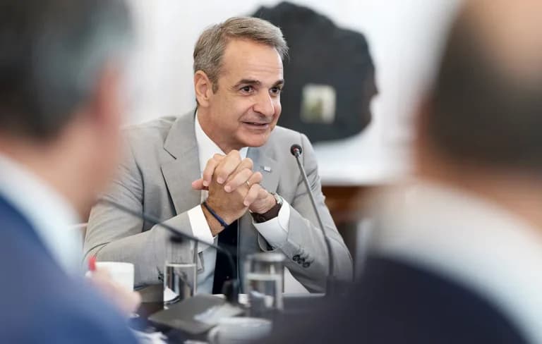 Ο Μητσοτάκης εμμένει σε εκλογές την άνοιξη του 2027