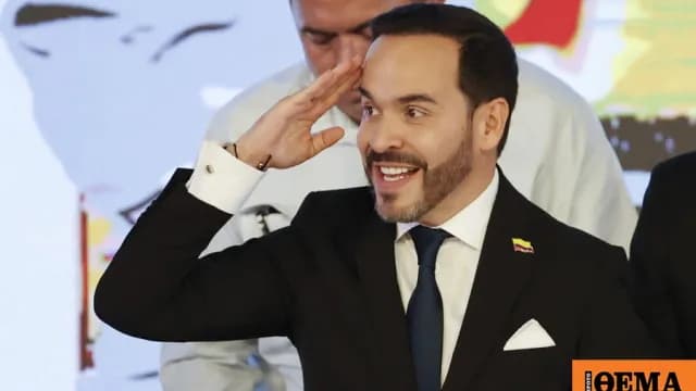 Ο νέος πρόεδρος της Κολομβίας ορκίζεται σε στρατόπεδο