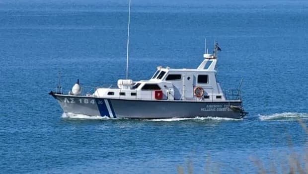 Επανομή: Συνεχίζονται οι έρευνες μετά την ανατροπή σκάφους