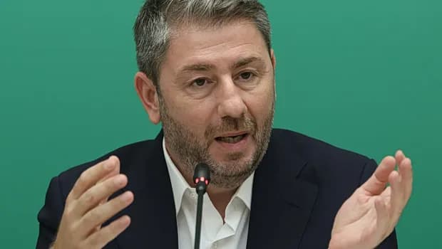 Ο Ανδρουλάκης δίνει 7 λύσεις στις μικρομεσαίες επιχειρήσεις