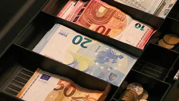 Τα ληξιπρόθεσμα χρέη στην Εφορία στα 114,57 δισ. ευρώ