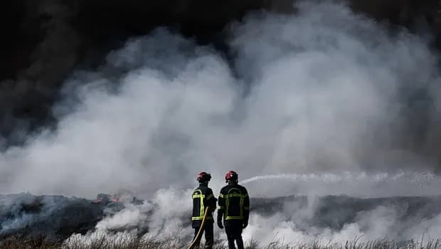 Η ελληνική ομάδα δασοπυρόσβεσης έσβησε δύο πυρκαγιές στη Γαλλία