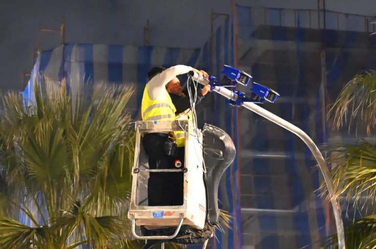 Η Περιφέρεια Αττικής εγκατέστησε 388 κάμερες κόκκινου φαναριού