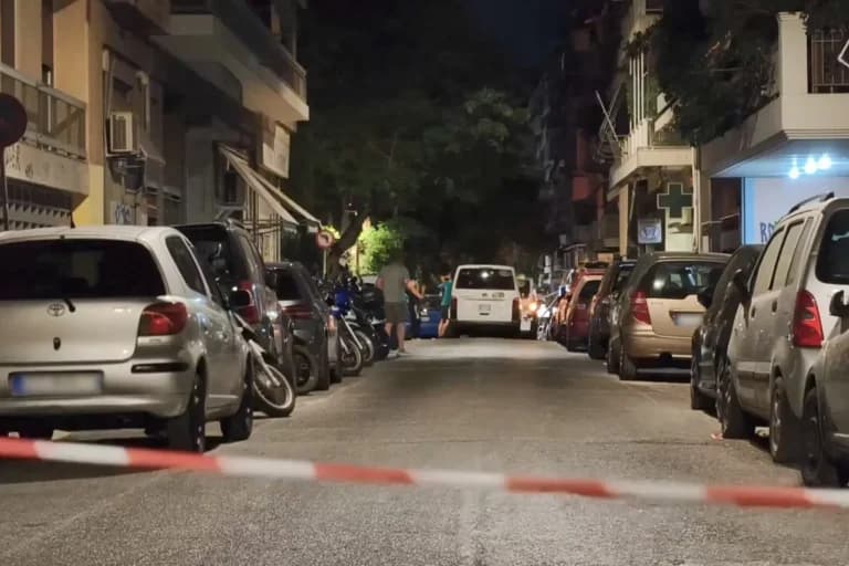 Ο 63χρονος βρέθηκε νεκρός στο Παγκράτι, προσήχθη ο αδελφός