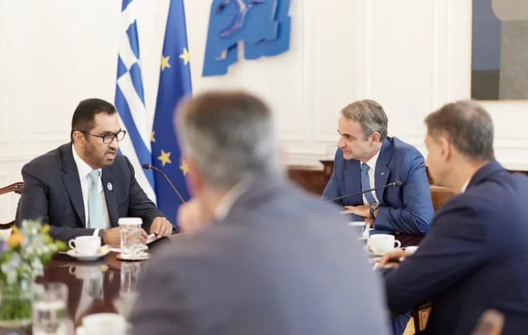 Ο Μητσοτάκης συναντήθηκε με τον Αλ Τζαμπέρ στο Μαξίμου