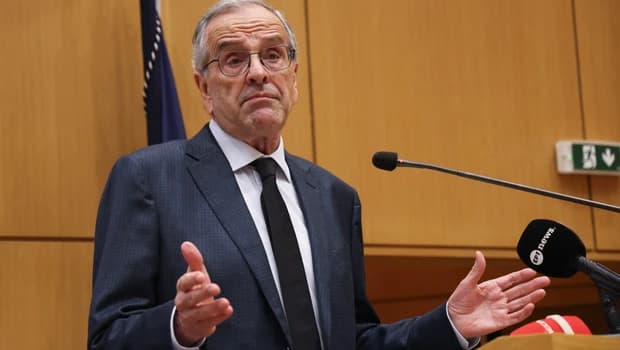 Ο Σαμαράς ρωτά αν ο Ντόκος είναι ακόμα στη θέση του