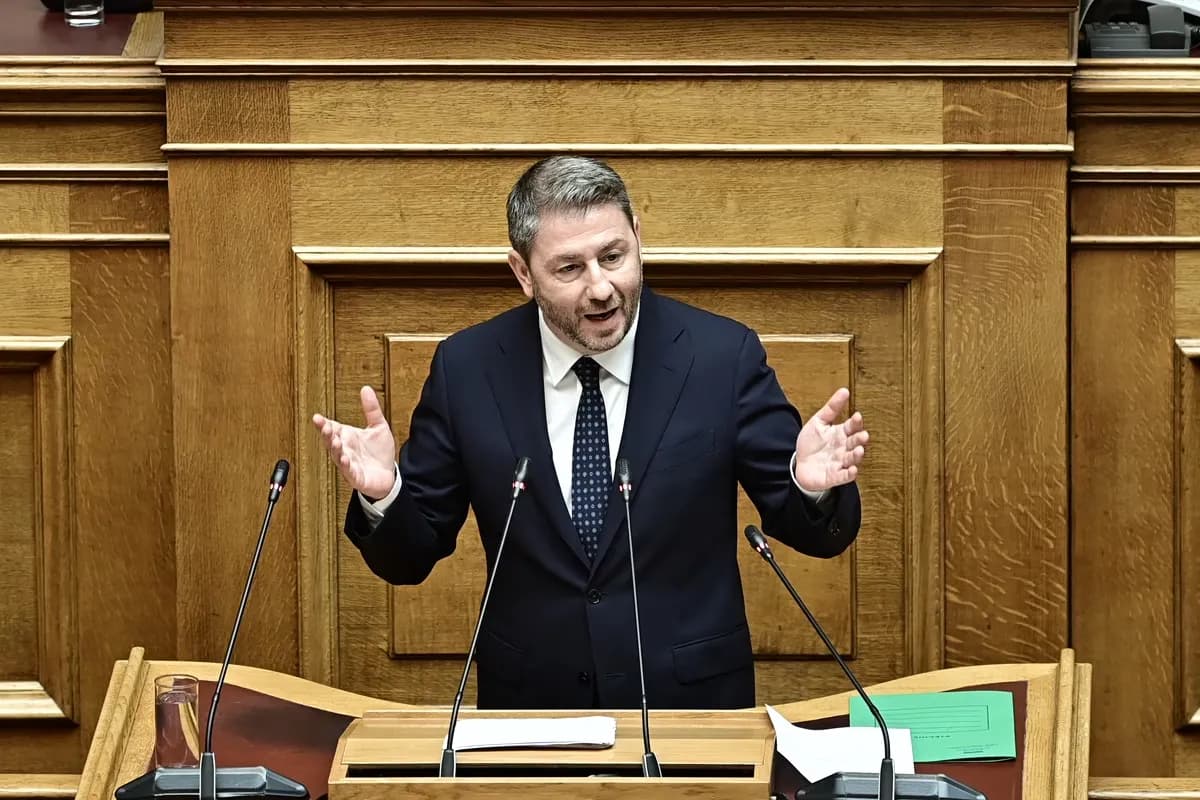 Η Βουλή ψήφισε τη Συνταγματική Αναθεώρηση χωρίς συναίνεση