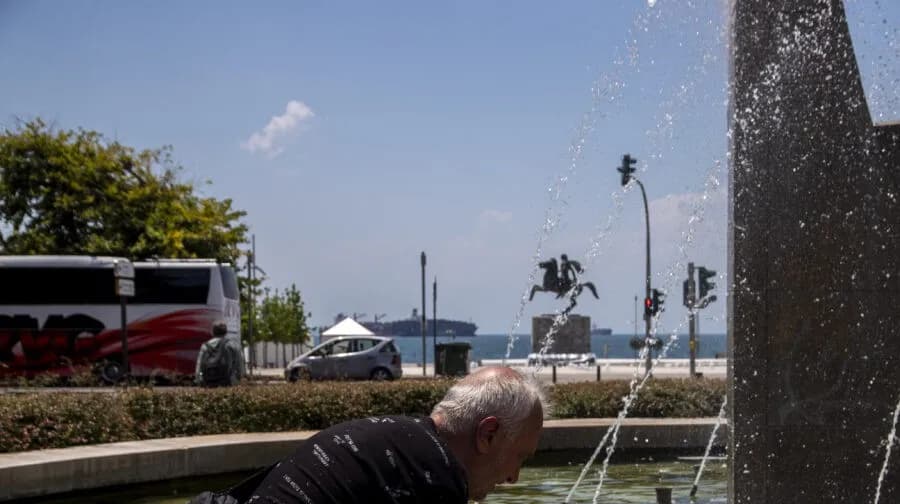 Καύσωνες: Η Ελλάδα σε ζώνη υψηλού κινδύνου, λένε επιστήμονες