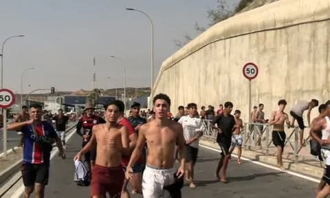 Θέουτα: Τουλάχιστον 10 νεκροί σε μαζική απόβαση