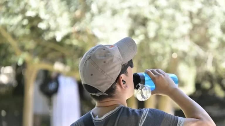 Καύσωνας: Ο υδράργυρος στους 40 βαθμούς το Σαββατοκύριακο