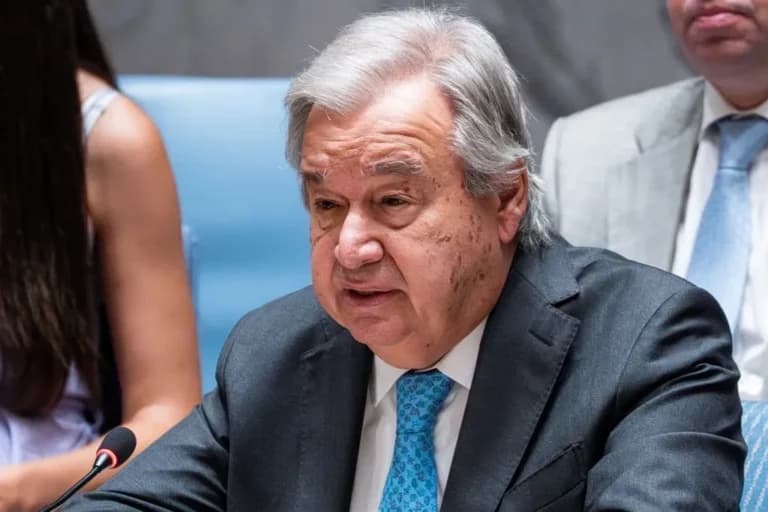 Ο Γκουτέρες φθάνει στην Κύπρο για το Κυπριακό