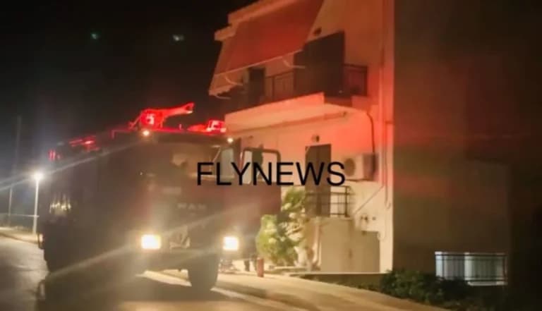 Ο αστυνομικός που έσωσε άνδρα από πυρκαγιά στη Νεάπολη