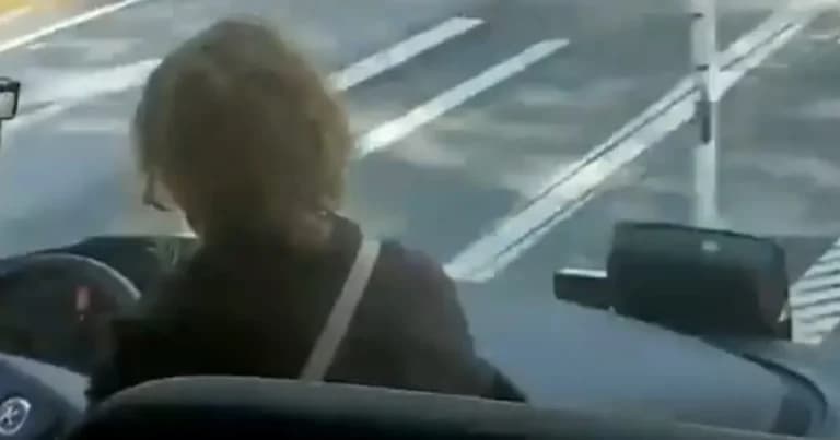Η Σουηδία συγκλονίζεται από επίθεση με σπαθί σε σχολείο