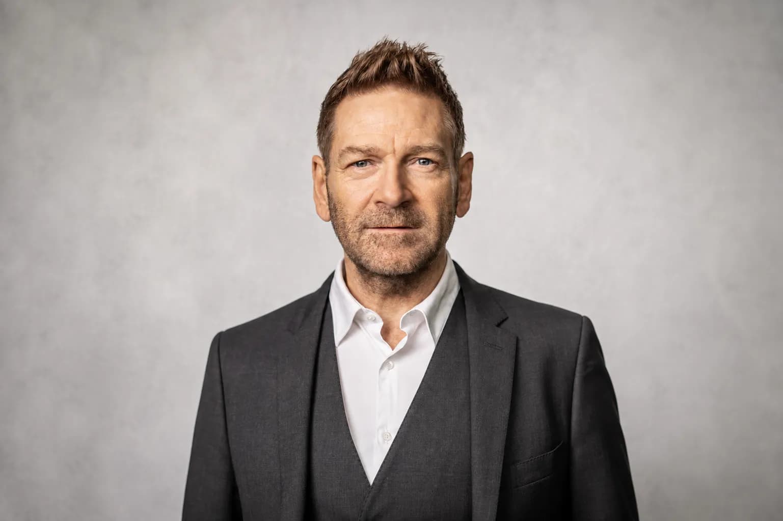Ο Κένεθ Μπράνα πρωταγωνιστεί στη σειρά Laird του Paramount+