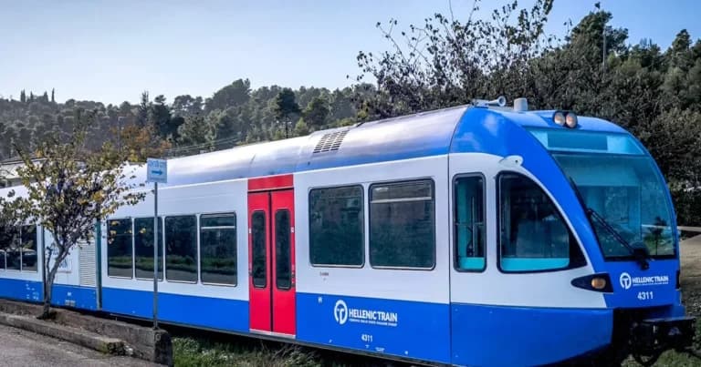 Ατύχημα με τρένο στη Λάρισα: Άτομο παρασύρθηκε από αμαξοστοιχία