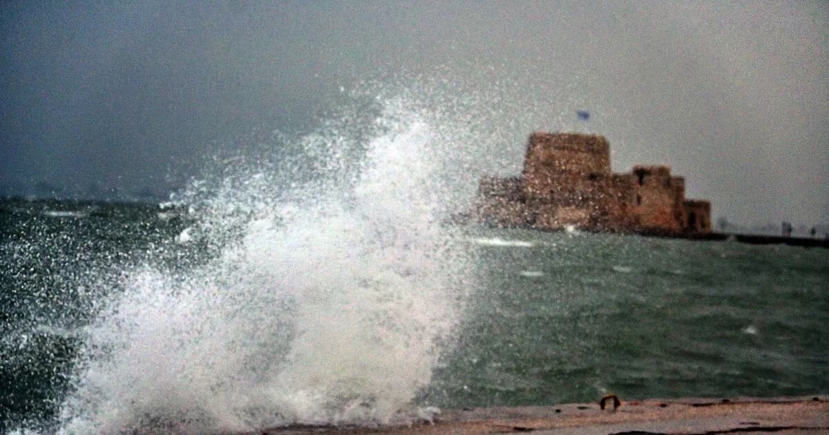 Ο καιρός σήμερα: καύσωνας 37 βαθμών και κίνδυνος πυρκαγιάς