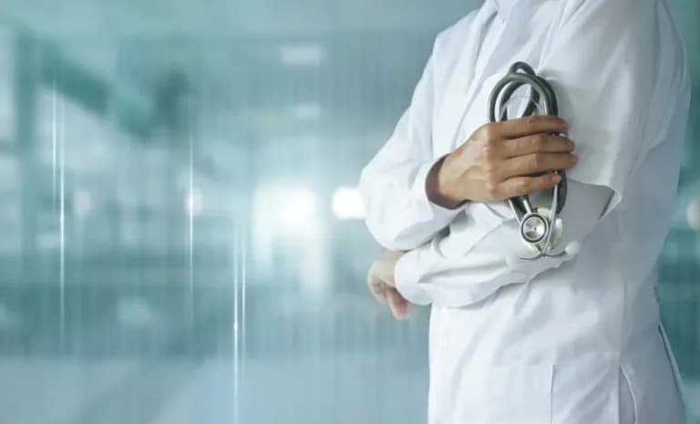 Η τεχνητή νοημοσύνη επηρεάζει τις αποφάσεις υγείας των πολιτών
