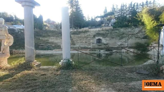 Η απίστευτη απάτη με το ψεύτικο ρωμαϊκό θέατρο στην Ιταλία