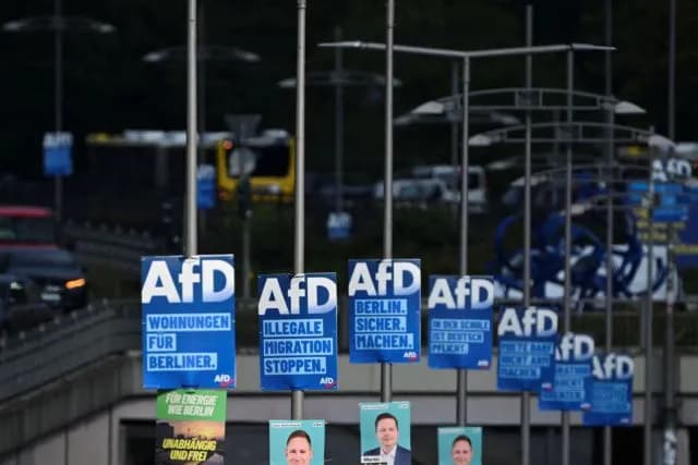 Η ακροδεξιά AfD διευρύνει το προβάδισμα στη Γερμανία