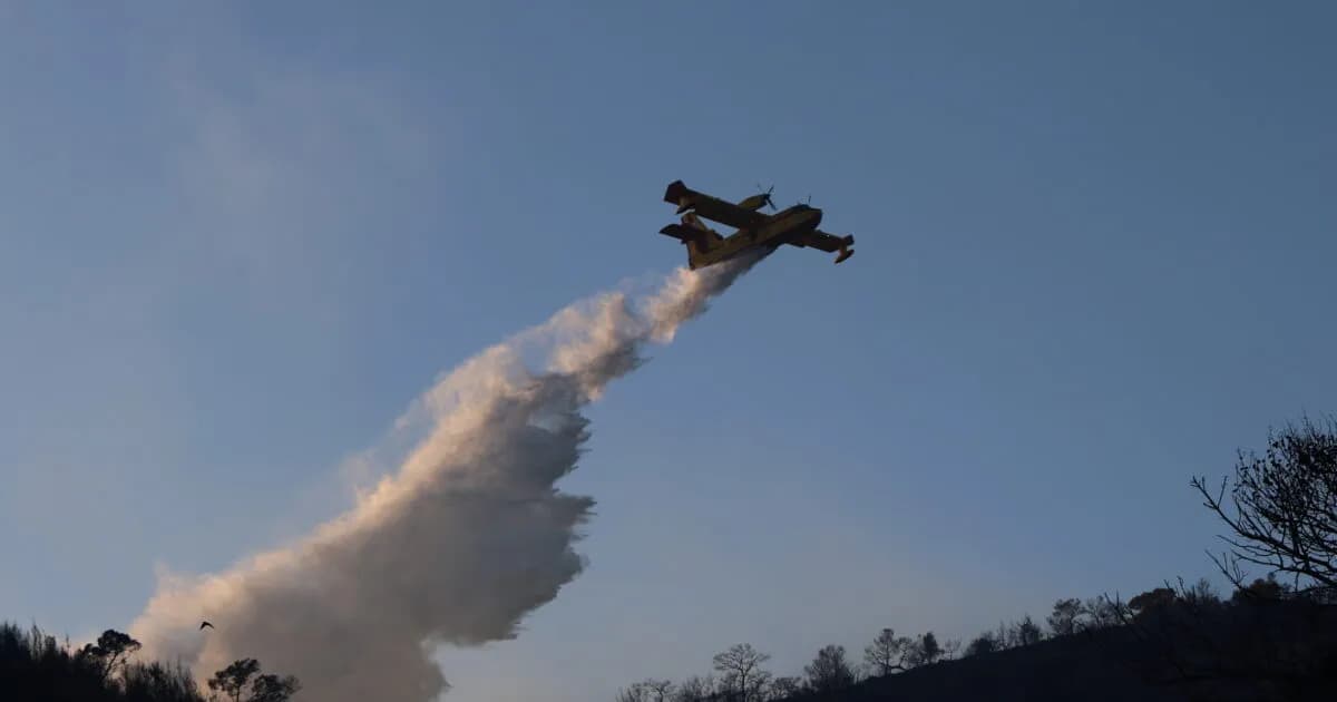 Η φωτιά στο Κιλκίς τέθηκε υπό έλεγχο με 36 πυροσβέστες
