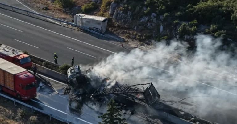 Θανατηφόρο τροχαίο στη Λαμία: Νεκρός ένας οδηγός