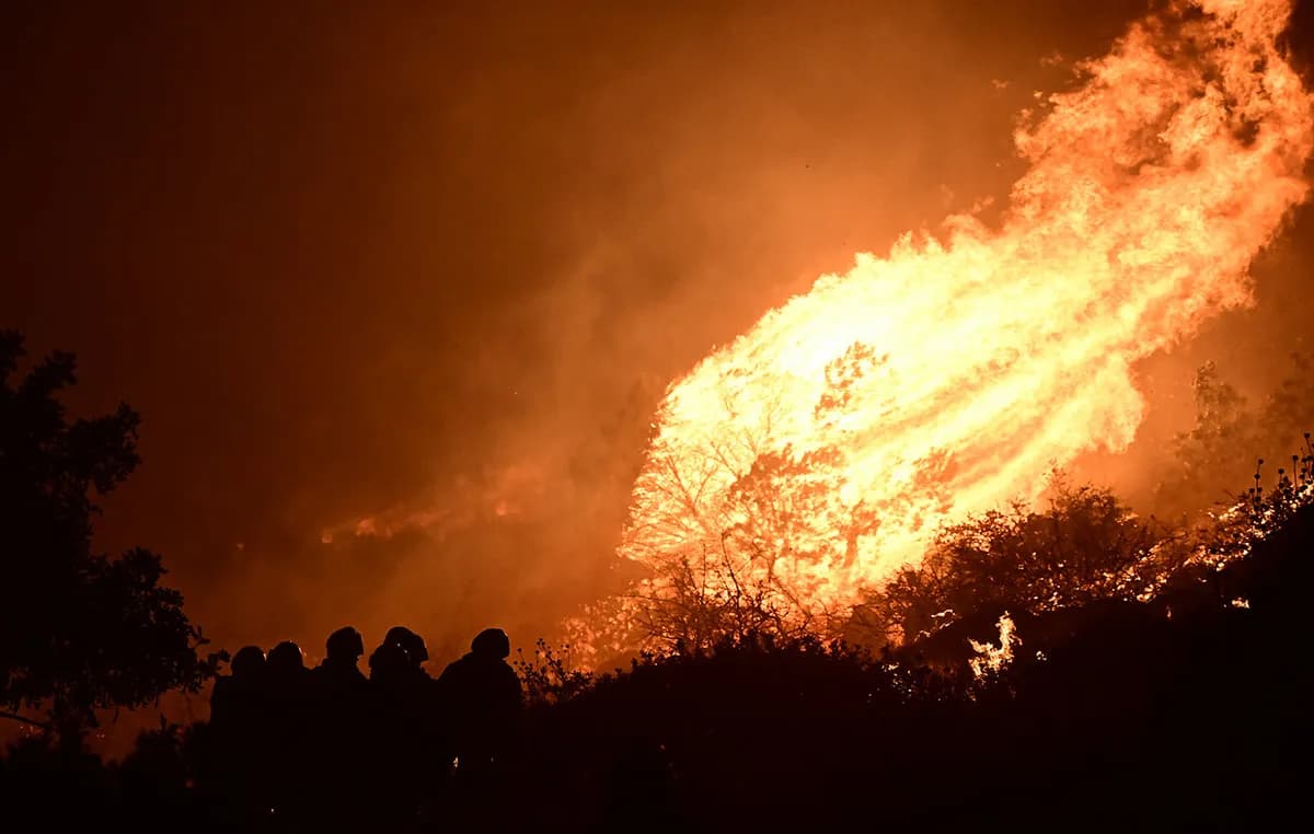 Ενεργοποιείται η κρατική αρωγή για τις πυρκαγιές του 2026