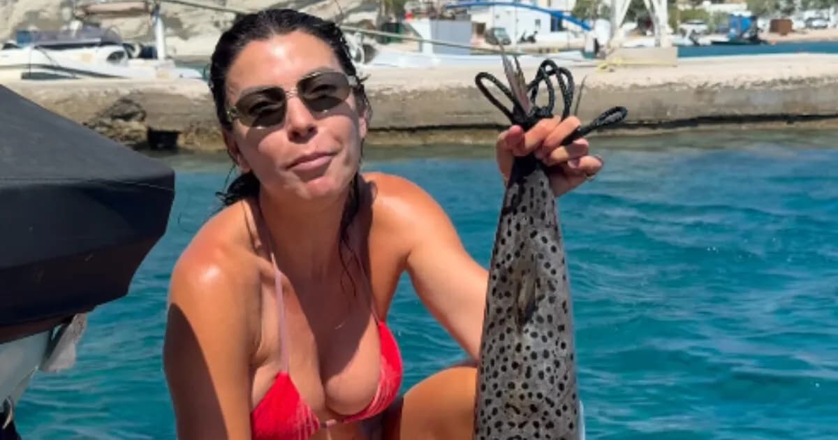 Η Μαρίνα Βερνίκου εξηγεί το βίντεο με λαγοκέφαλο στη θάλασσα