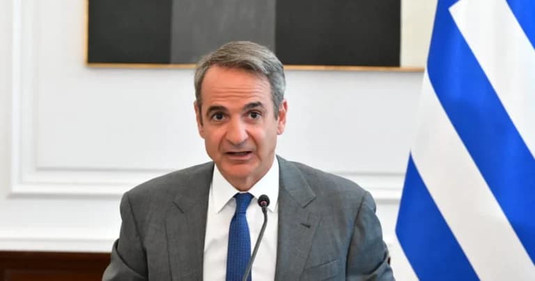 Ο Μητσοτάκης ανακοινώνει αποπληρωμή δημοσίου χρέους