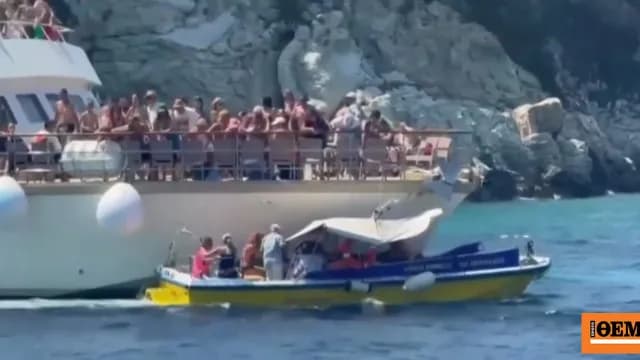Σύγκρουση τουριστικών σκαφών στους Αντίπαξους   βίντεο