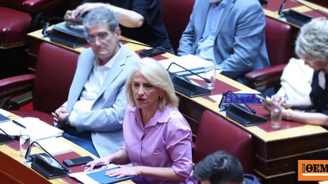 Η Δούρου έθεσε εκτός ΣΥΡΙΖΑ την Κασιμάτη   ώρα Γεροβασίλη