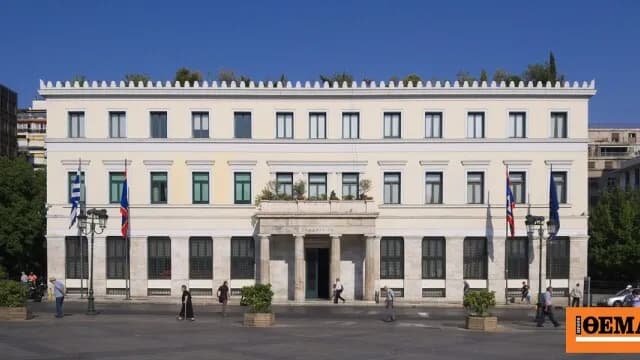 Ο Δήμος Αθηναίων ανοίγει επτά Λέσχες Φιλίας λόγω καύσωνα
