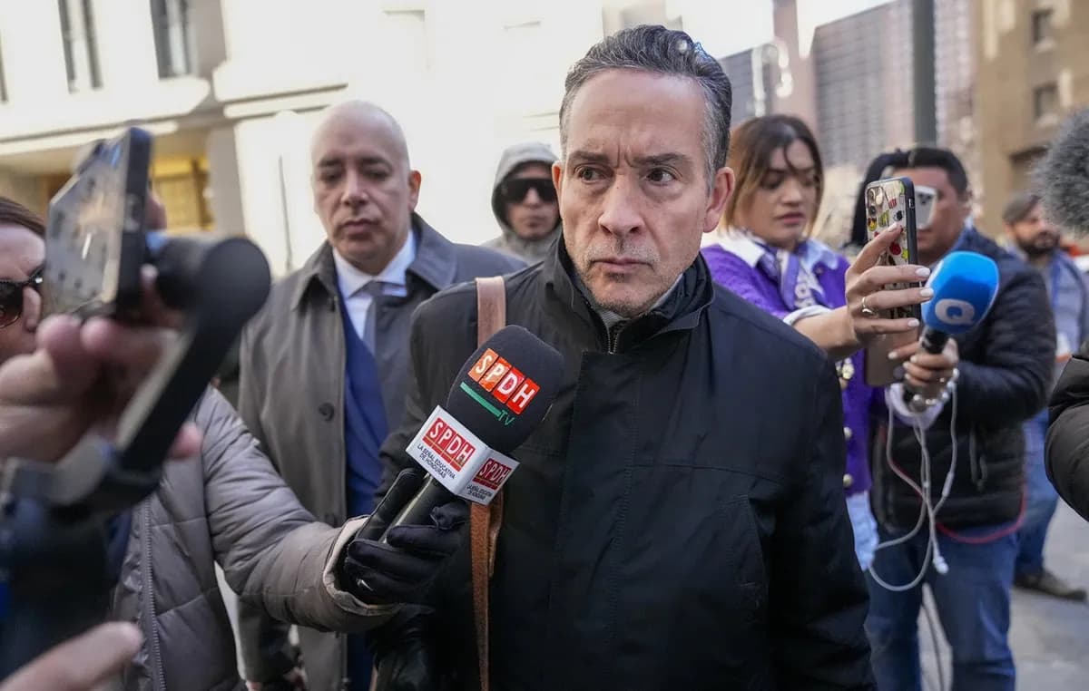 Ο Ερνάντες δικάζεται ελεύθερος για διαφθορά στην Ονδούρα