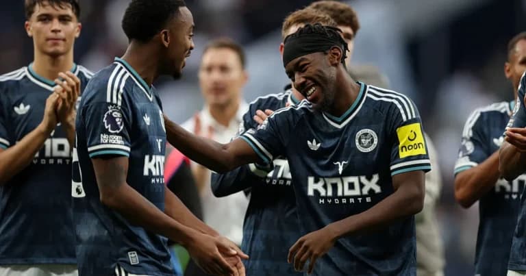 Η Νιούκαστλ διέλυσε την Τότεναμ με 2-0 στο Λονδίνο