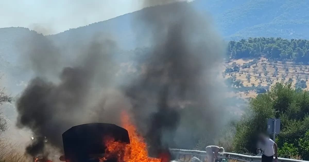 Φωτιά σε αγροτοδασική έκταση στο Παραλίμνιο Σερρών