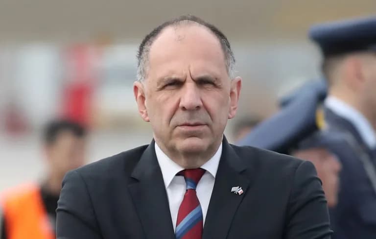 Ο Γεραπετρίτης προειδοποιεί την Τουρκία για αυθαιρεσίες