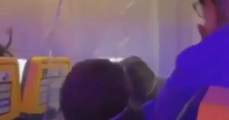 Ο εφιάλτης του Σέρβου επιβάτη στην πτήση της Ryanair