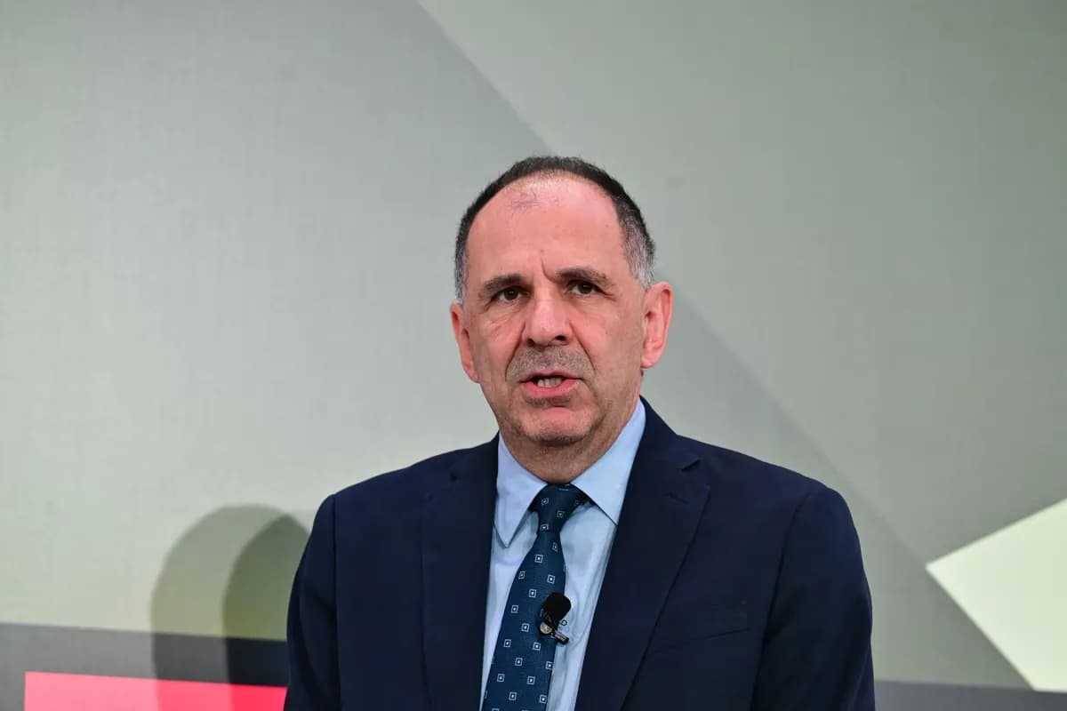 Ο Γεραπετρίτης και ο Αμπντελάτι μίλησαν για Ελλάδα-Αίγυπτο