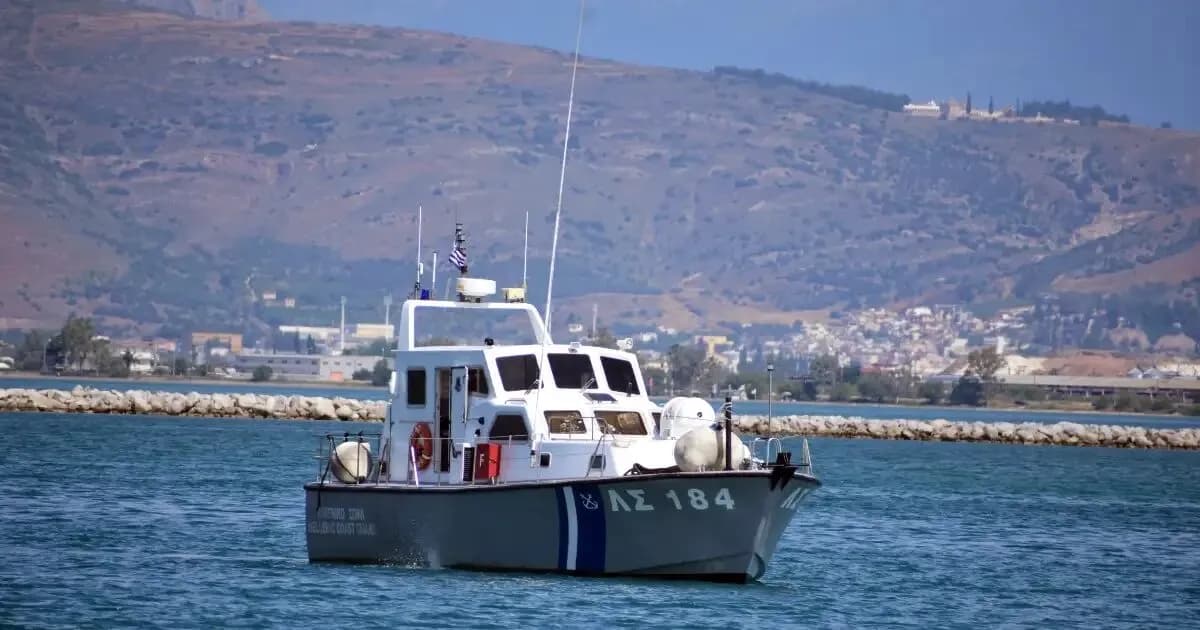 Χαλκιδική: Βυθίστηκε σκάφος με πέντε Ρουμάνους τουρίστες