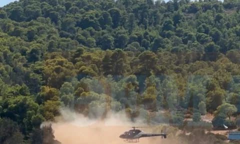 Ελικόπτερο στις Σπέτσες: Το μυστήριο με τον Γερμανό πιλότο