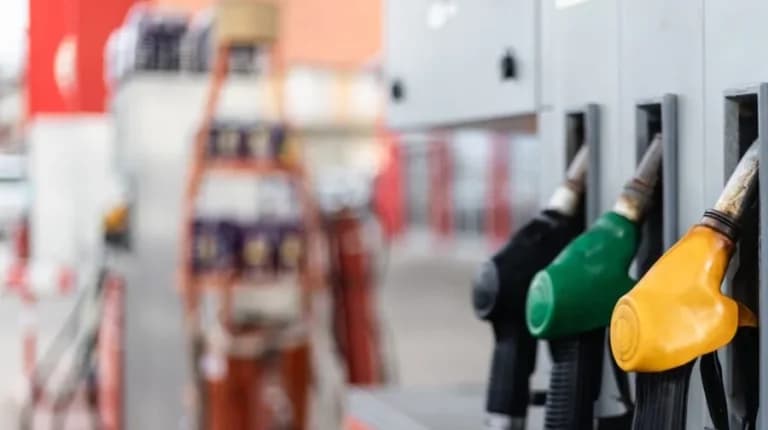 Καύσιμα: Νέα παράταση επιδότησης στο ντίζελ ζητά η κυβέρνηση