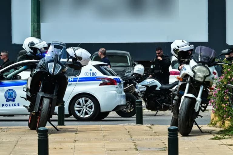 Κύκλωμα ναρκωτικών στο Χαϊδάρι: Ο «Γιατρός» και η τραγουδίστρια