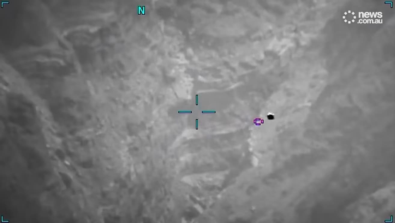 Το Πεντάγωνο δημοσίευσε νέα αρχεία για UFO με τρίγωνα