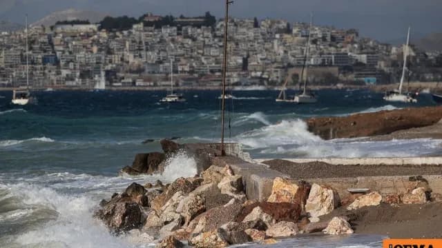 Η Πολιτική Προστασία σε Red Code τον Δεκαπενταύγουστο