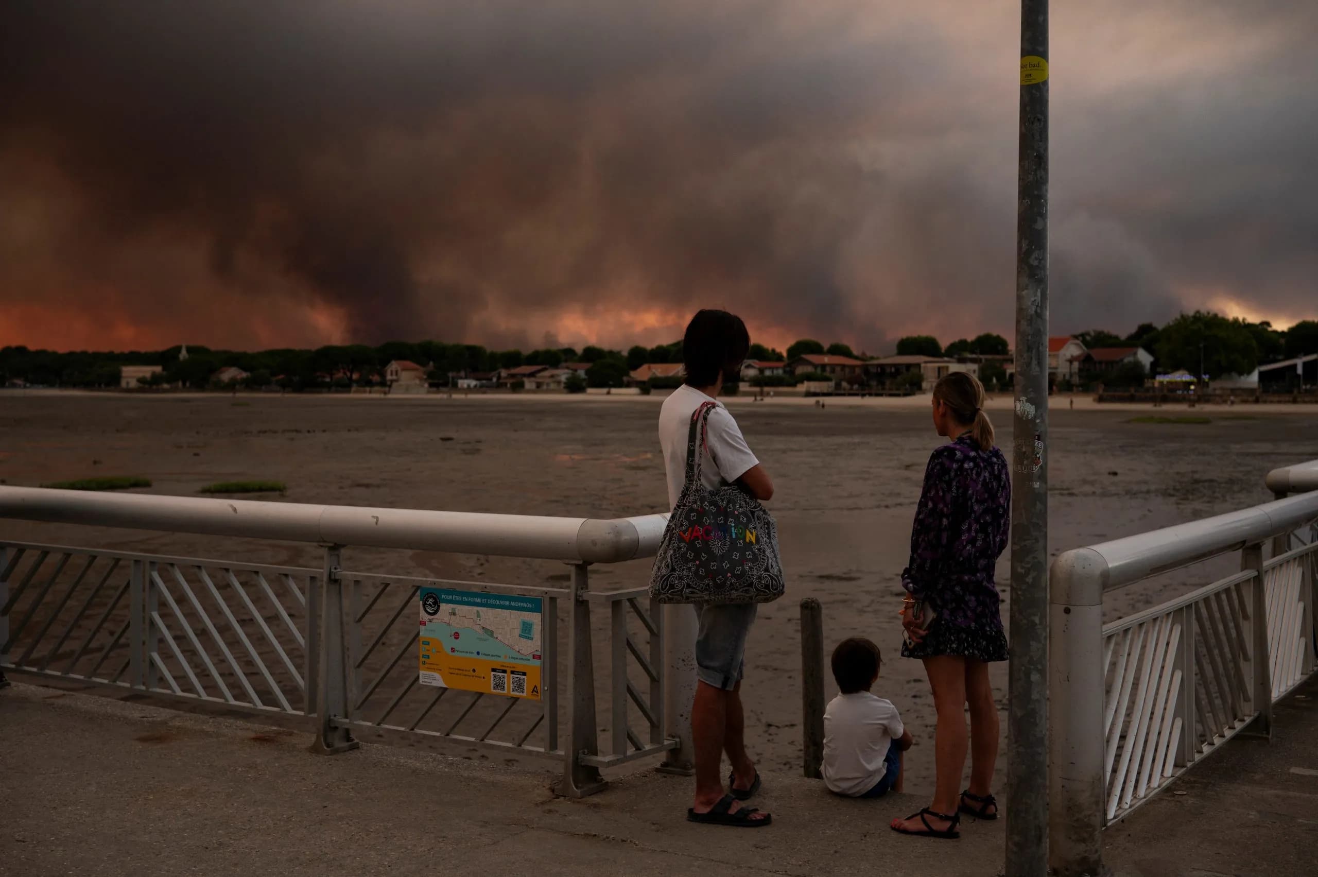Η Γαλλία: 200.000 κάτοικοι επέστρεψαν μετά τη φωτιά