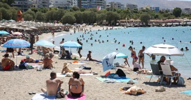 Το κύμα ζέστης κορυφώνεται σήμερα με 40 βαθμούς Κελσίου