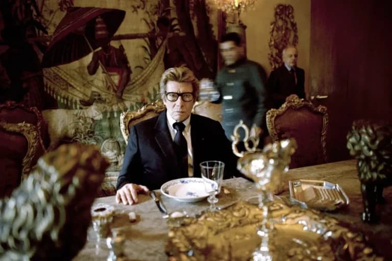 Ο Yves Saint Laurent στα 90: Η κληρονομιά μιας ιδιοφυΐας